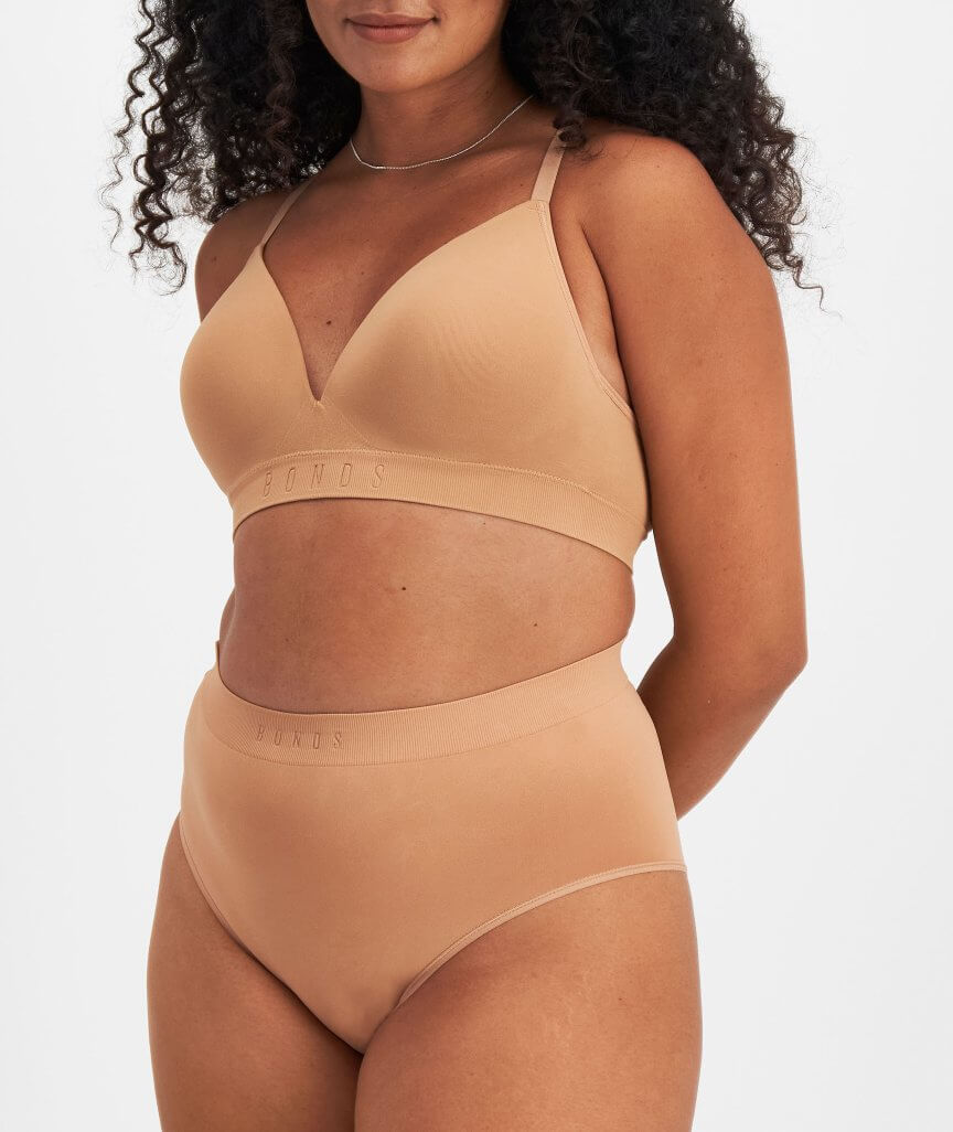 Bonds Bases Seamless Full Brief - Blush Latte