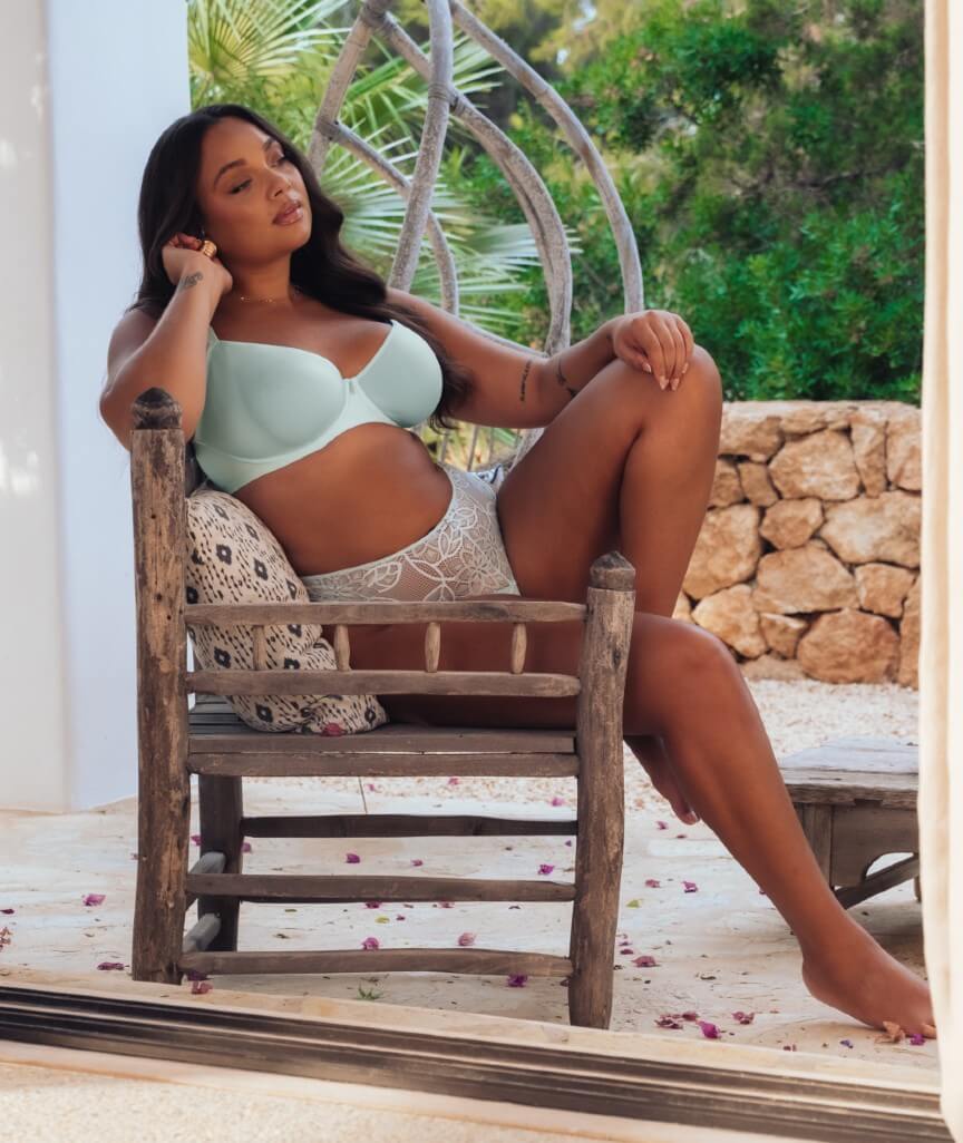 Curvy Kate Smoothie Spacer Moulded T-Shirt Plunge Bra - Pale Mint