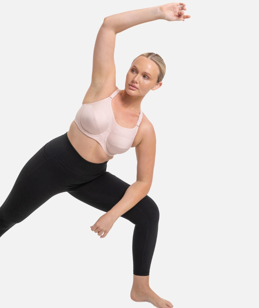 Triumph Triaction Ultra Underwired Sports Bra - Fig Pink