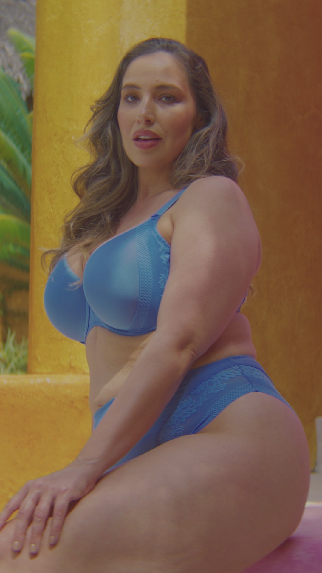 Curvy