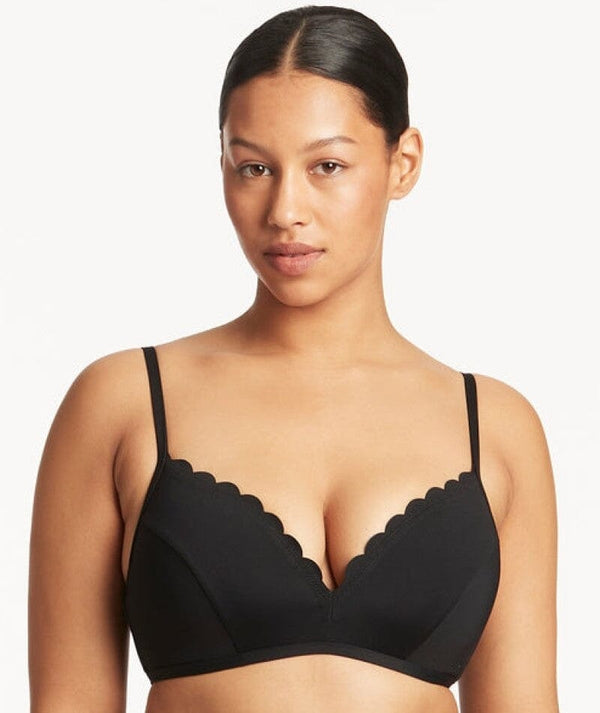 Sea Level Scallop D-DD Moulded Cup Bralette - Black - Curvy