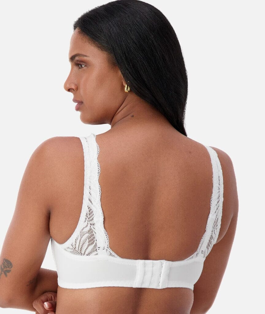 Triumph Essential Lace Wire-free Bra - White Bras 