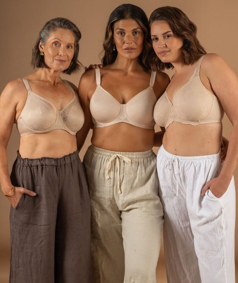 Triumph Lacy Minimizer Bra - New Beige Bras 