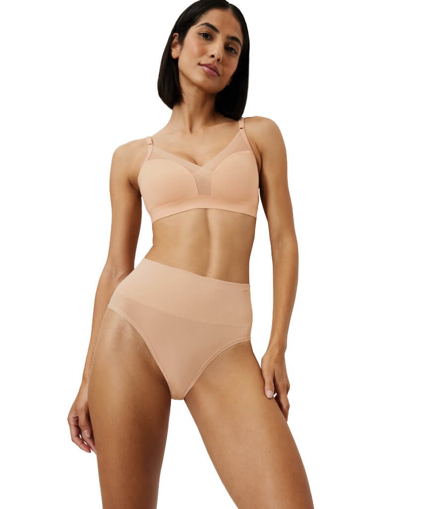 Triumph Soft Sculpt Bandeau Maxi Brief - Neutral Beige