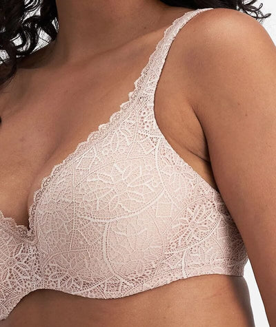 Berlei Barely There Lace Contour Bra - Nude Lace Bras