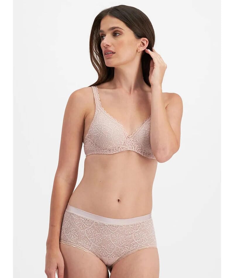 Berlei Barely There Lace Contour Bra - Nude Lace - Curvy