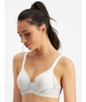 Berlei Electrify Mesh Contour Sports Bra - White - Curvy