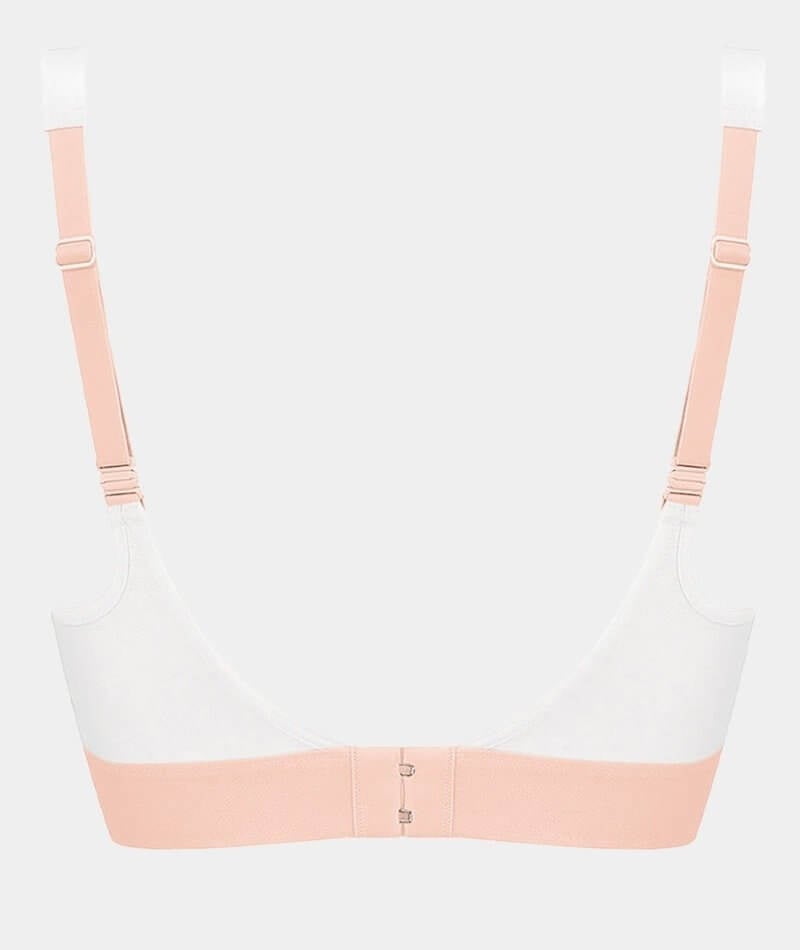 Triumph Triaction Extreme Lite Sports Bra - White Bras 